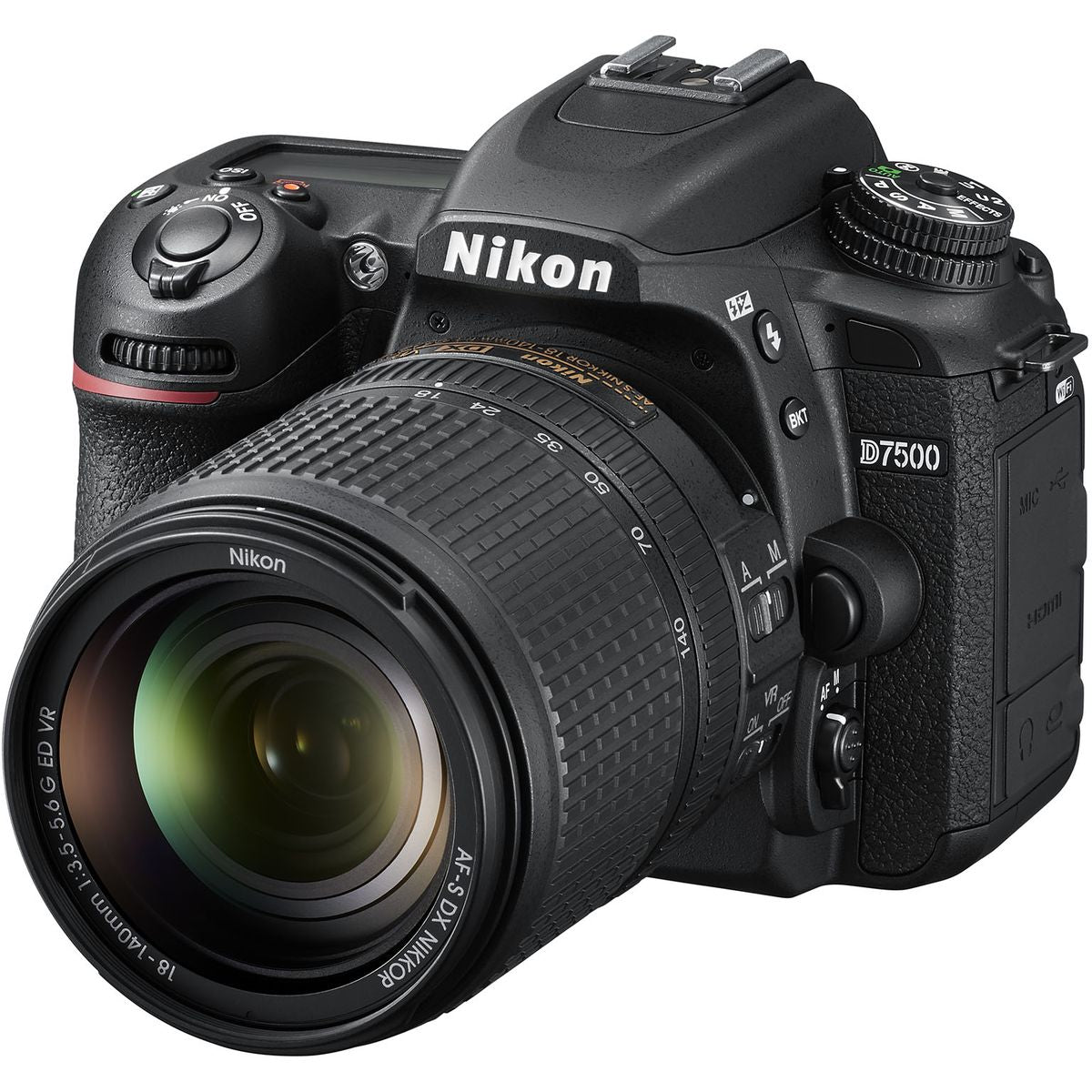 Nikon D7500 + AF-S DX Nikkor 18-140 VR