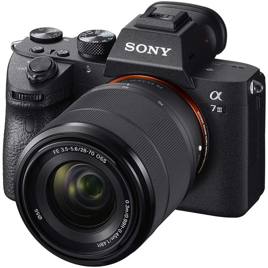 Sony A7 III + 28-70 mm