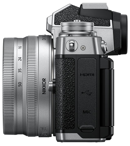 Nikon Z fc negra + NIKKOR Z DX 16-50 mm f/3.5-6.3 VR
