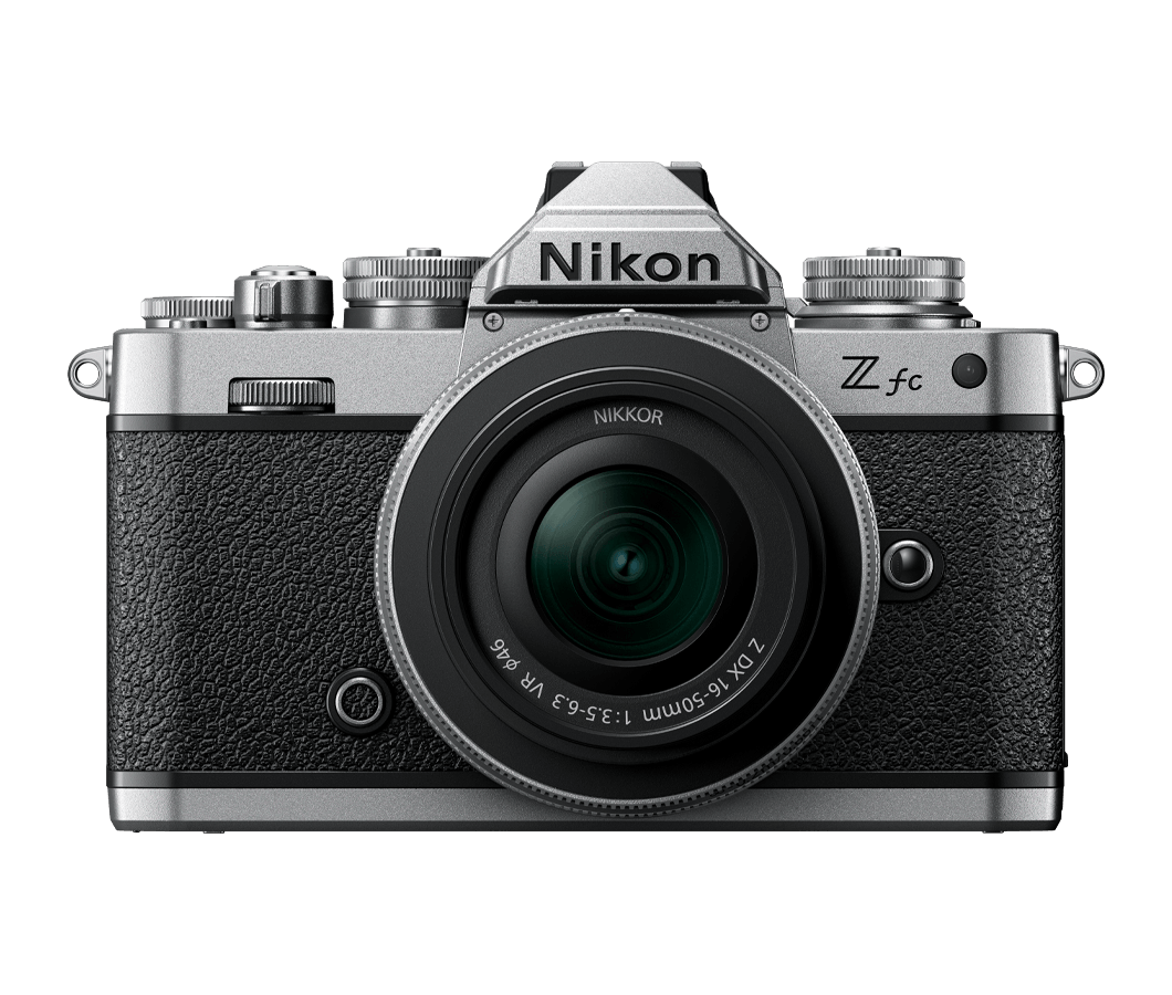 Nikon Z fc plata + NIKKOR Z DX 16-50 mm f/3.5-6.3 VR