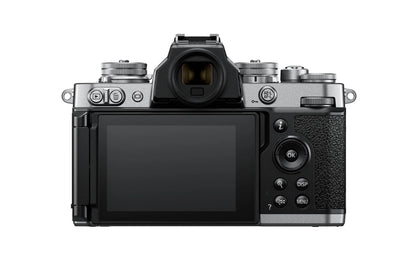 Nikon Z fc plata + NIKKOR Z DX 16-50 mm f/3.5-6.3 VR