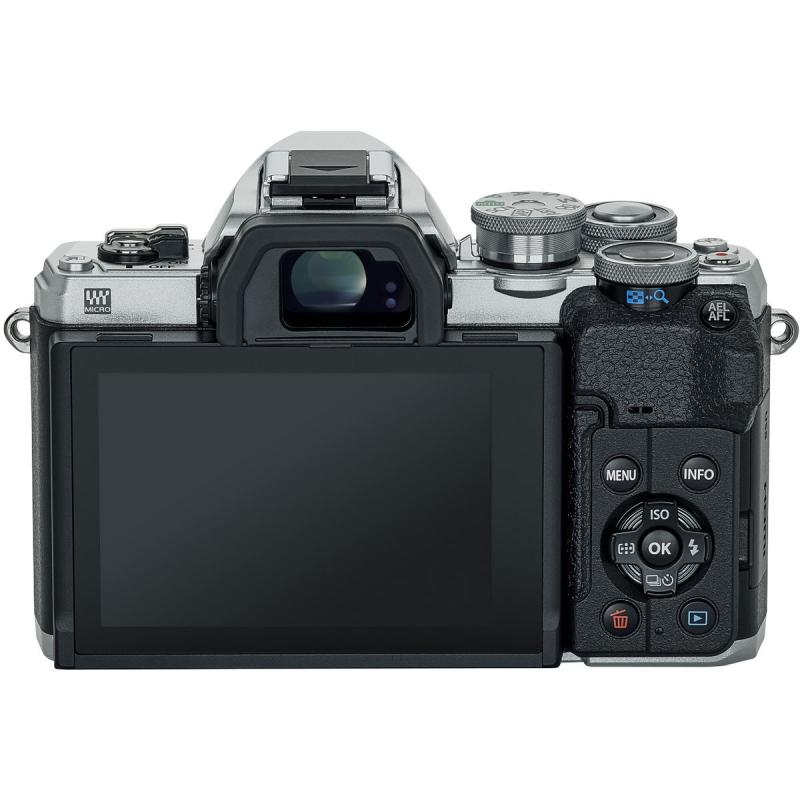 Olympus OM-D E-M10 Mark IV + ED 14-42mm f/3.5-5.6 EZ Plata